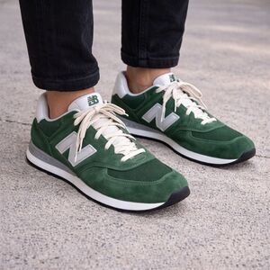 New Balance 574 Green Suede Sneakers – Size 15 – Classic Retro Runner - Like New